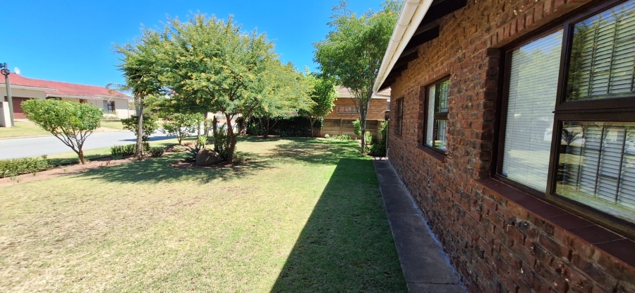 4 Bedroom Property for Sale in Riversdale Western Cape